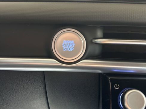 Certified 2025 Hyundai Santa Cruz SEL image 10