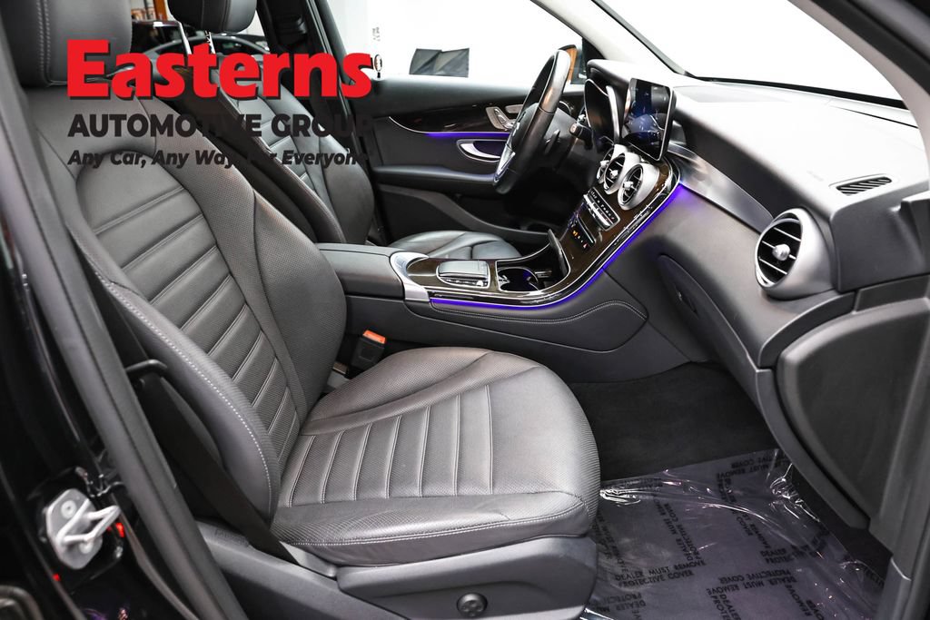 Used 2021 Mercedes-Benz GLC 300 4MATIC w/ Multimedia Package image 27