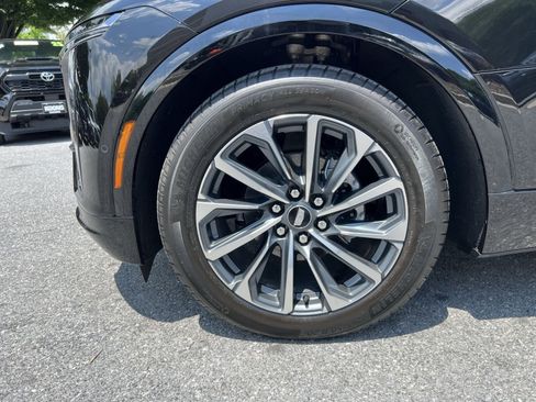 Used 2026 Cadillac Lyriq Sport RWD image 12