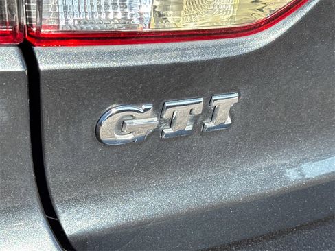 Used 2013 Volkswagen GTI Base image 10