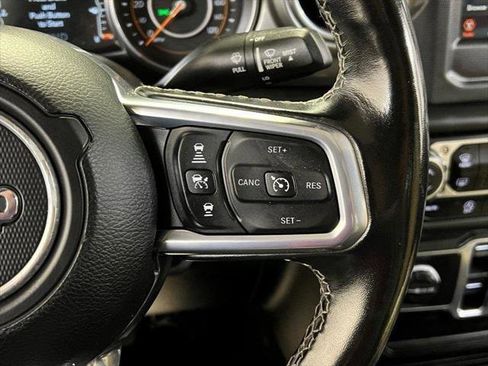 Certified 2021 Jeep Gladiator Overland w/ Cold Weather Group image 31