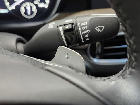 Used 2021 Genesis G90 3.3T Premium image 13