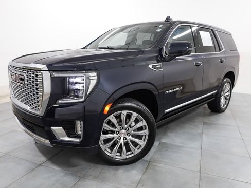 Used 2023 GMC Yukon Denali image 3