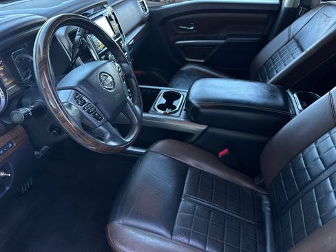 Used 2016 Nissan Titan Platinum Reserve AWD/4WD image 10
