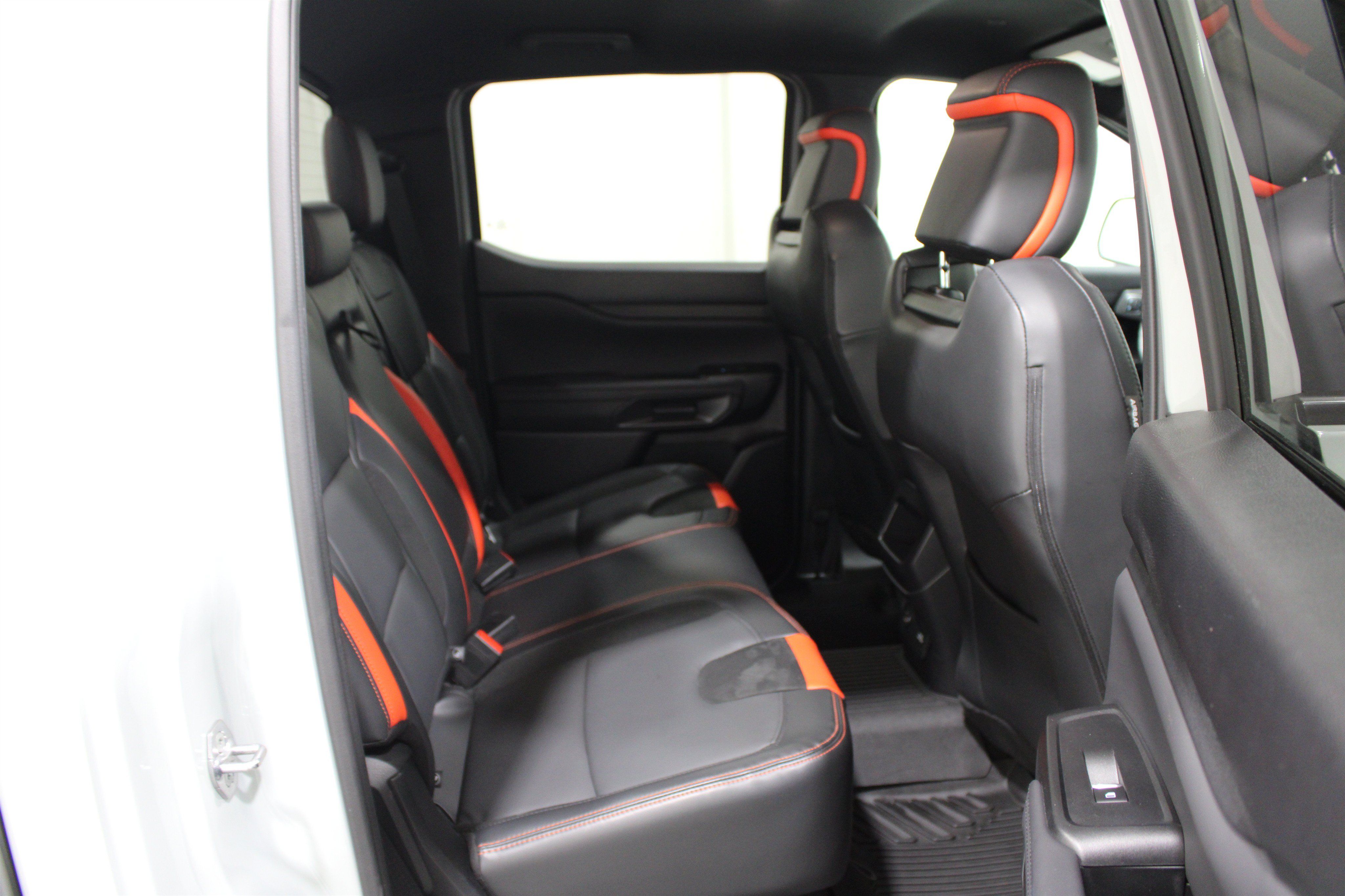 Used 2024 Ford Ranger Raptor AWD/4WD image 27