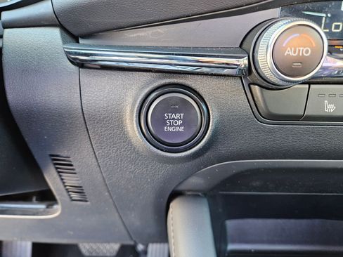 Used 2025 MAZDA MAZDA3 s FWD image 20