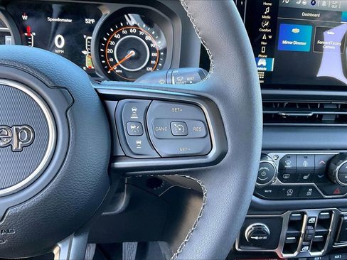 New 2026 Jeep Gladiator Mojave AWD/4WD image 29