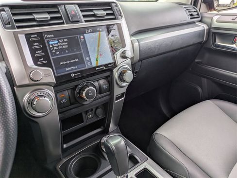 Used 2024 Toyota 4Runner SR5 Premium image 20