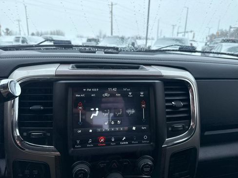 Used 2018 RAM 2500 Laramie AWD/4WD image 14