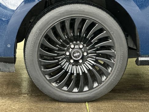 Used 2018 Lincoln Navigator L Black Label image 25