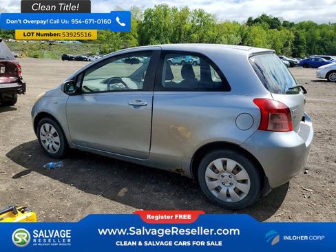 Used 2008 Toyota Yaris 2-Door Hatchback FWD image 3