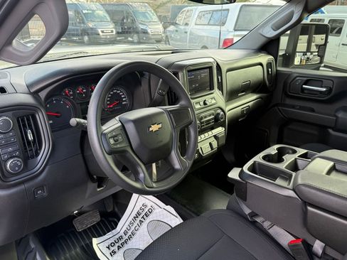 Used 2023 Chevrolet Silverado 2500 W/T w/ WT Fleet Convenience Package image 10