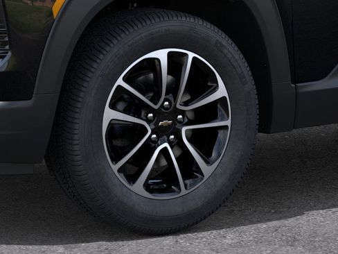 New 2026 Chevrolet TrailBlazer LT w/ Driver Confidence Package image 9