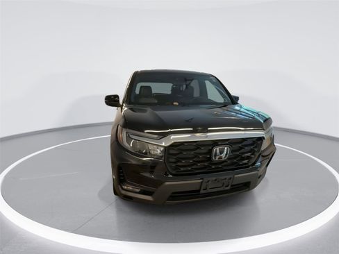 Used 2023 Honda Passport EX-L image 2