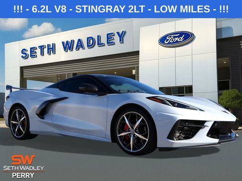 Used 2022 Chevrolet Corvette Stingray image 1