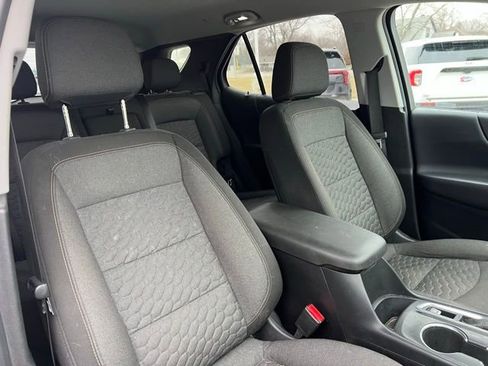 Used 2019 Chevrolet Equinox LT image 8