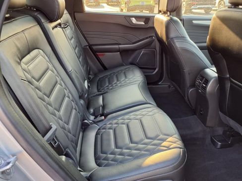 Used 2024 Ford Escape SE w/ PHEV Premium Package FWD image 15