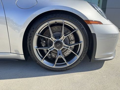 Used 2022 Porsche 911 GT3 image 20