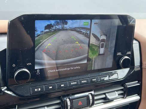 Certified 2024 Nissan Pathfinder Platinum w/ Cargo Package image 17