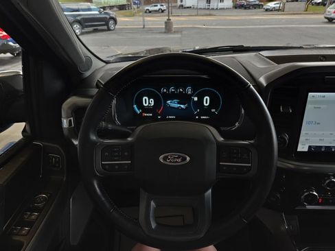 Used 2023 Ford F150 Lariat w/ Trailer Tow Package image 15