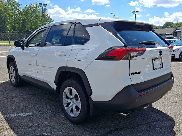 Certified 2024 Toyota RAV4 LE AWD/4WD image 3