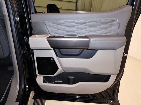 Certified 2026 Ford F350 Platinum w/ Platinum Plus Package image 18