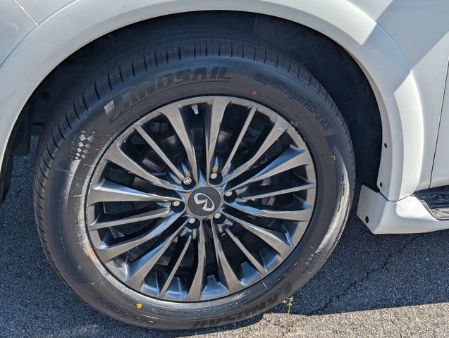 Used 2022 INFINITI QX80 Premium Select w/ Cargo Package AWD/4WD image 13