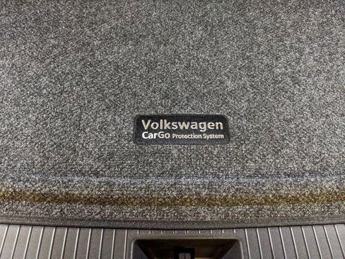 New 2026 Volkswagen Tiguan SE image 28