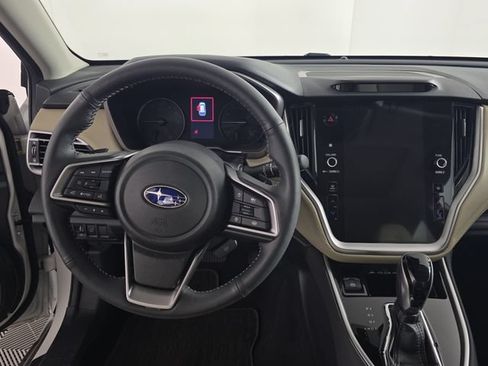 Certified 2025 Subaru Outback Limited AWD/4WD image 11