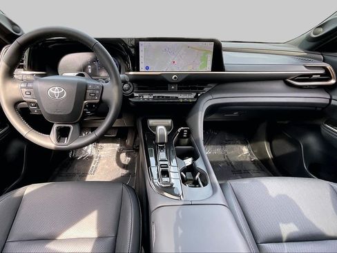 Certified 2026 Toyota Crown Signia w/ Advanced Technology Package AWD/4WD image 30