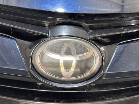 Used 2018 Toyota Corolla LE FWD image 24