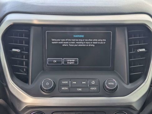 Used 2019 GMC Acadia SLT w/ Black Edition image 18