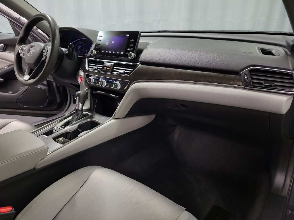 Used 2018 Honda Accord LX image 32