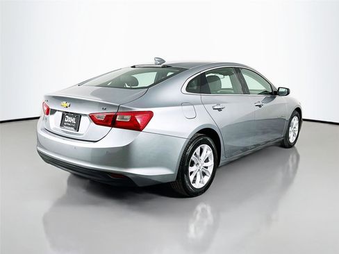 Used 2025 Chevrolet Malibu LT image 13