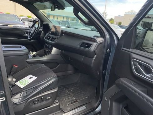 Used 2021 Chevrolet Tahoe Z71 w/ Z71 Off-Road Package AWD/4WD image 10