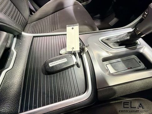 Used 2020 Dodge Charger R/T RWD image 37