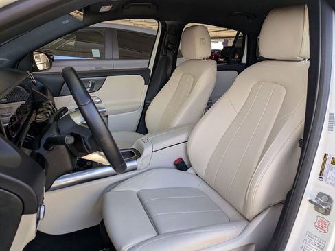 Used 2025 Mercedes-Benz GLA 250 4MATIC image 23
