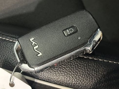 Used 2024 Kia Forte GT-Line FWD image 27