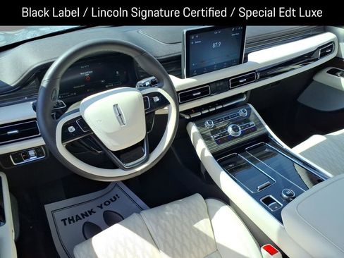 Certified 2024 Lincoln Aviator Black Label AWD/4WD image 6