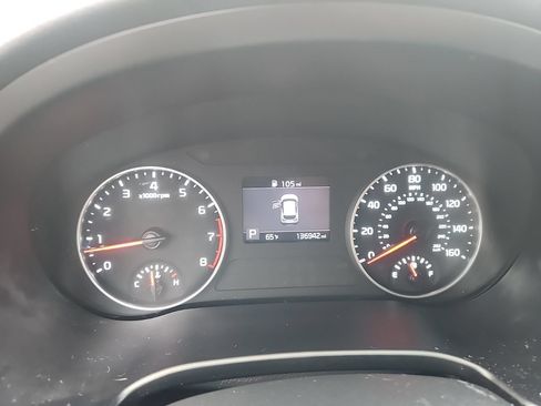 Used 2021 Kia Seltos LX AWD/4WD image 10