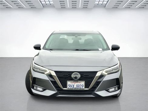 Used 2023 Nissan Sentra SR w/ SR Premium Package image 2