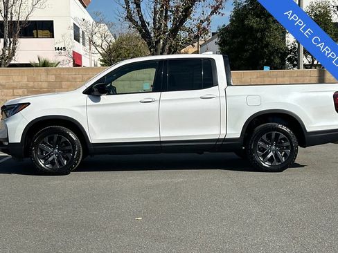 Used 2025 Honda Ridgeline Sport image 7