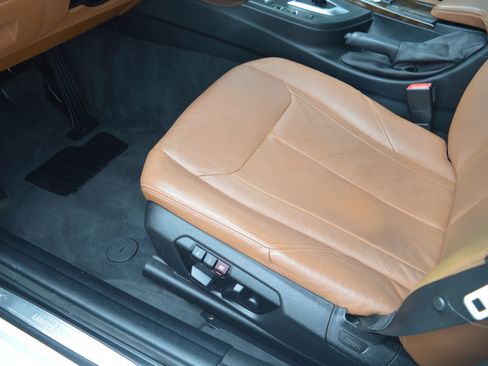 Used 2015 BMW 328i xDrive Sedan AWD/4WD image 11