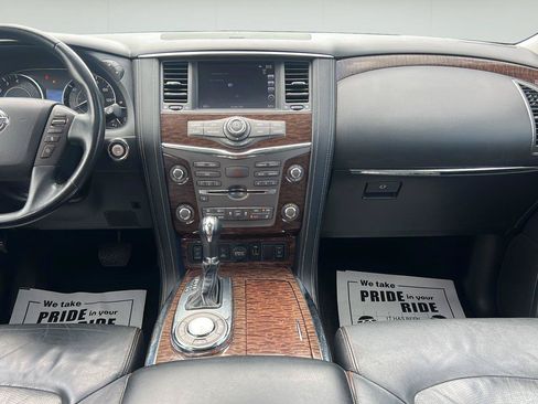 Used 2020 Nissan Armada SL w/ Premium Package RWD image 2