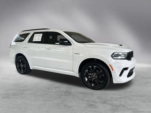 Used 2023 Dodge Durango R/T w/ Hemi Orange Plus Package RWD image 2