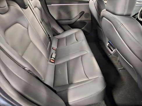 Used 2025 Tesla Model 3 Long Range image 19