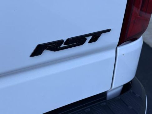 Used 2023 Chevrolet Silverado 1500 RST w/ Z71 Off-Road Package AWD/4WD image 31