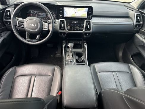 Certified 2023 Kia Sorento S FWD image 14