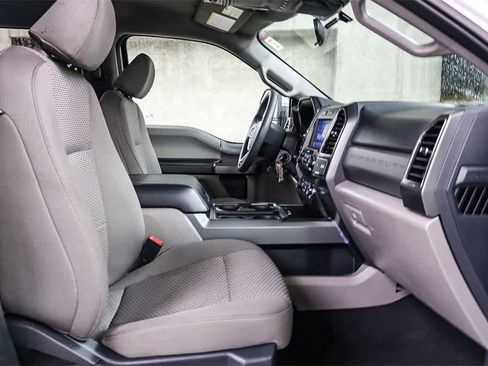 Used 2022 Ford F350 XLT w/ XLT Premium Package image 16