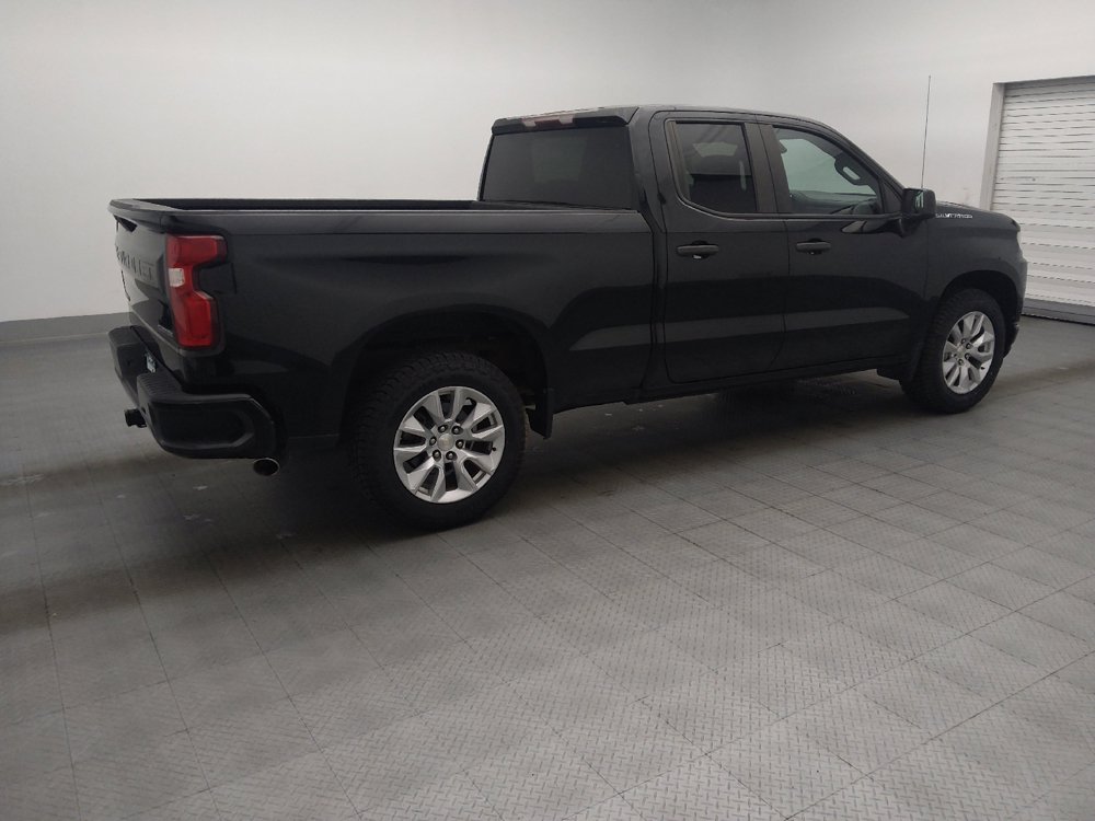 Used 2019 Chevrolet Silverado 1500 Custom w/ Custom Value Package RWD image 10
